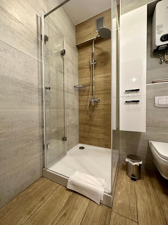Jazz Apartament Czestochowa Centrum 2-Bedroom Eksteriør billede